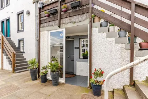 Old fisherman's Cottage No 4, free parking