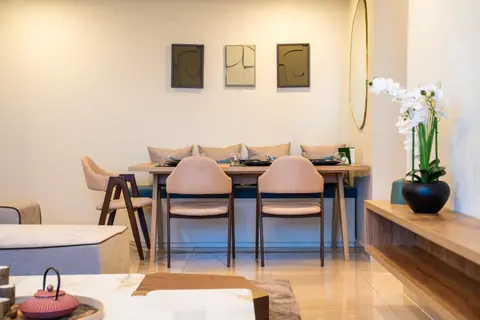 Charming Central 3 Bedrooms Apt