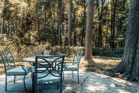 Gainesville Charm- Cozy, Comfortable, Convenient