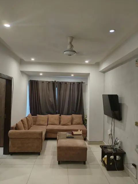 Comfort Hub Luxury 2BR Family Apartments, Fast WiFi , Smart TV