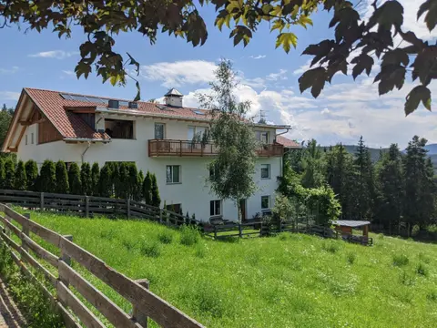 Vidora Apartments