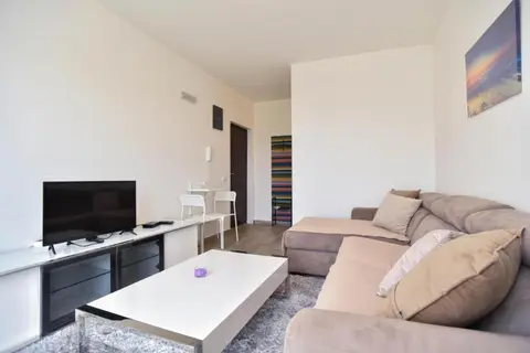Petra Apartment