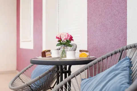 New! Cozy Apartment for 4, near Sea and Split
