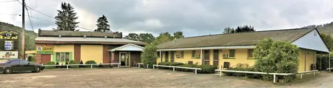 Rest Stop 6 Inn
