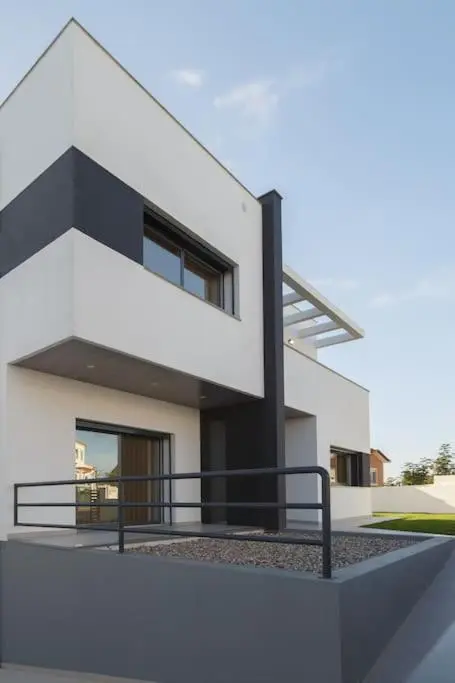 AMARA - Luxury Villa