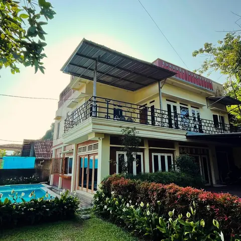 Villa Jangkar by Lina Villa