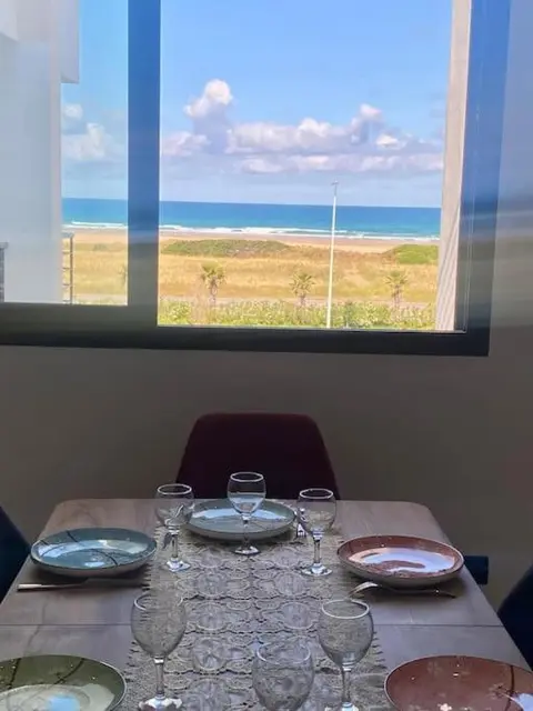 Magnifique Appart Tanger Vue Mer Plage à 100m Calme et Nature