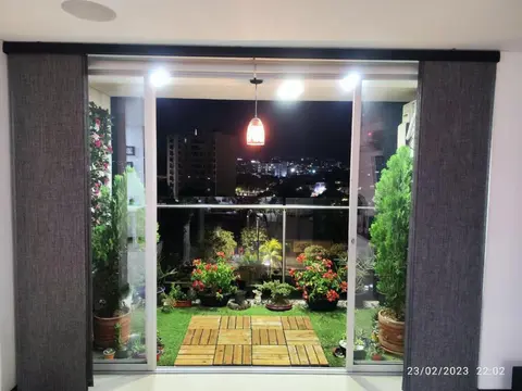 Apartamento Central cerca a clínicas, con excelentes acabados y muy comodo