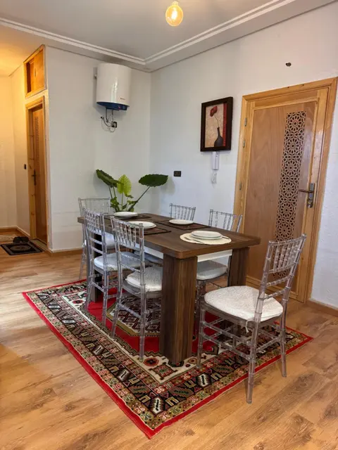 Appartement avec un style de chalet