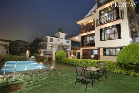 EKOSTAY - Fairmont Villa