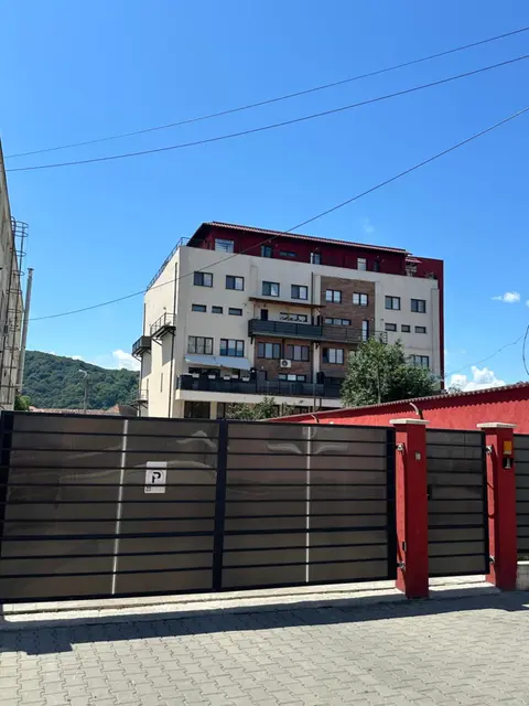 Daisy Apartment 27