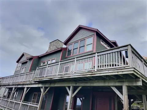 SlopeSide Chalet - Pool, Grill, Hot tub, Views