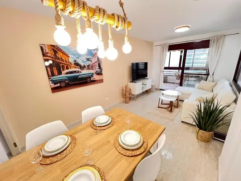 Beach Apartment with Pool & Gym