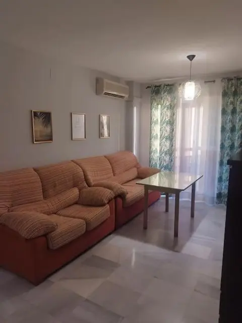 Tranquilo y acogedor bien conectado con playas