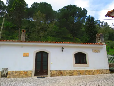Comfortable house in Porto de Mos 45 m² with shared pool
