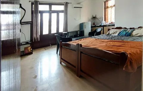 Rich Nest Apartments