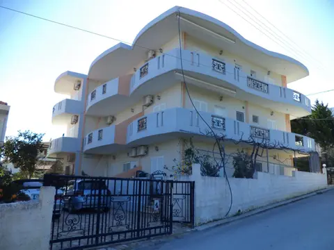 White villa F