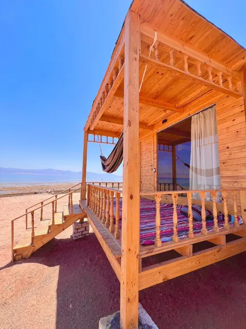 Sama Beach camp