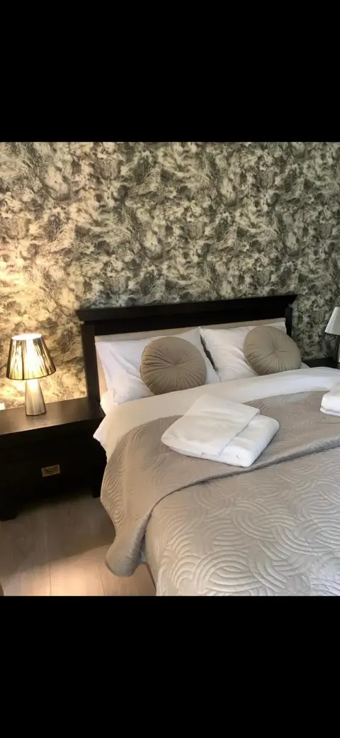 Silver Apartments near Airport&Mall