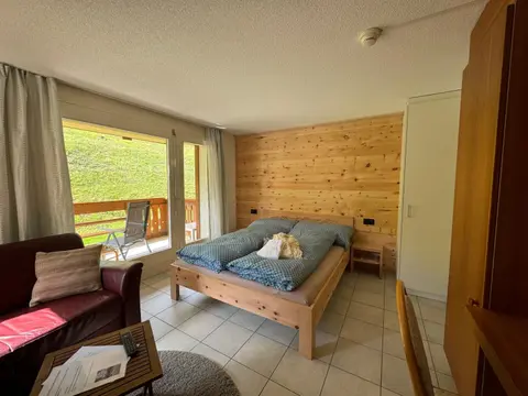 Studio Blitzingen, Castle B1