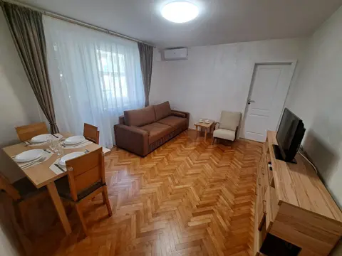 Charming 2-bedroom flat near center in marvelous Sibiu