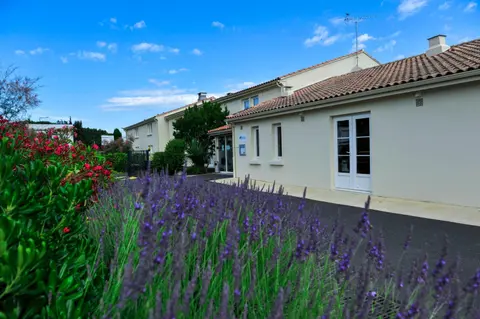 Brit Hotel Avignon Sud Le Calendal