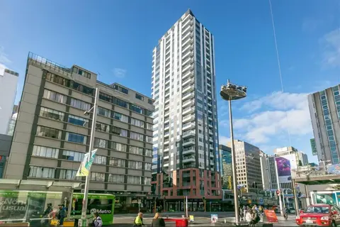 2-Bs Suite Adjacent to Sky Tower