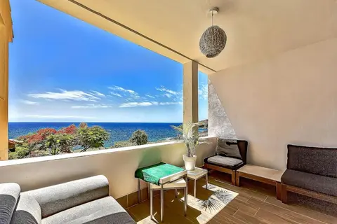 Ocean Breeze Apartments