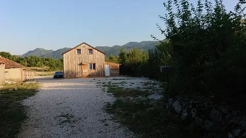 Western-Appartements & Tipis in Gracac