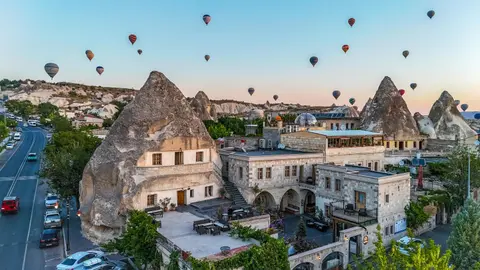 Cave Hotel Saksagan