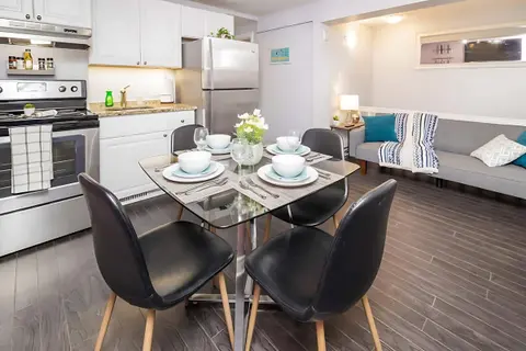 Cozy 2BR Condo - with Private Rooftop Terrace