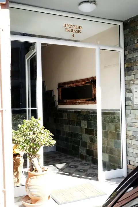 Oceanis House 2