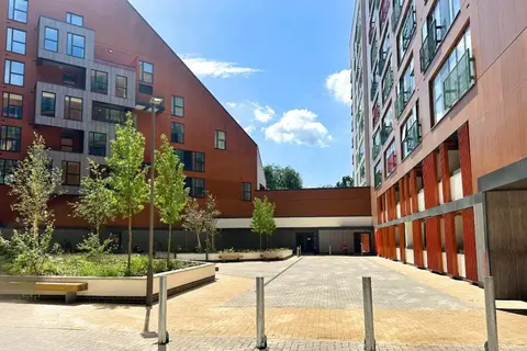 Modern 1Bed Apt with Parking - Grand Exchange Bracknell