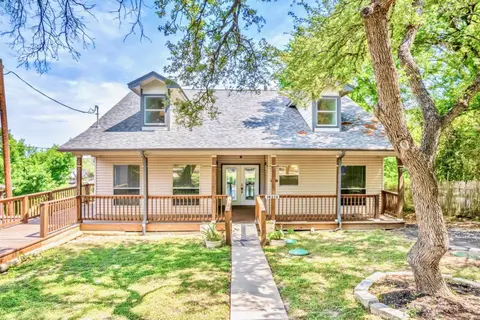 Large 6BR Lakefront Home with Private Pool & Views
