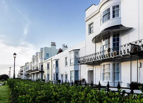 Bognor Bliss - Spacious 5 Bedroom House