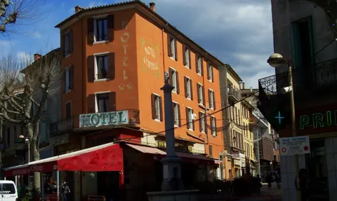 Hôtel Central