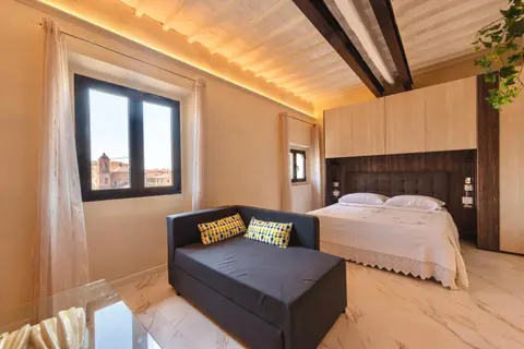 Le Rondini, comfy flat