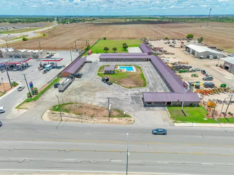 Regency Inn Hondo