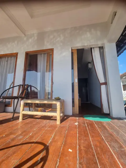 Aussy Skin Surf Cafe and Home Stay