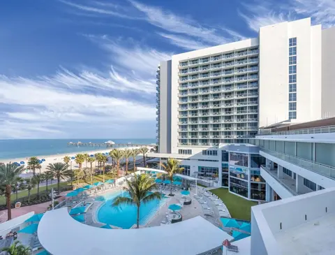 Beautiful Resort in Clearwater Beach - 2BD