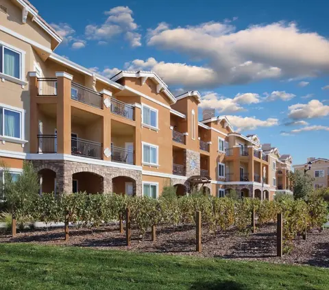 Beautiful Hotel in Vino Bello Resort - 1BD