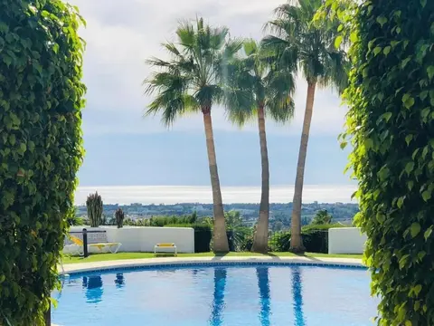 Maison Bernard direct aan de golf met zeezicht