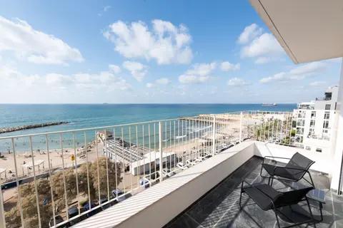 Port city - beach front Penthouse bat galimmamad