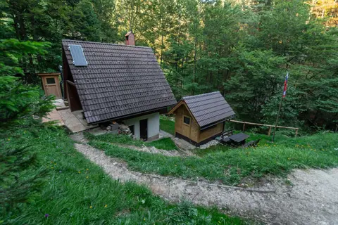 Creekside chalet