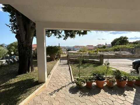 Apartment Lux