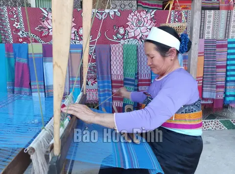 Mai Chau Mountain View Homestay Thảo Ly - Bản Nhót