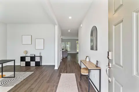 Spacious Retreat - Sleeps 10