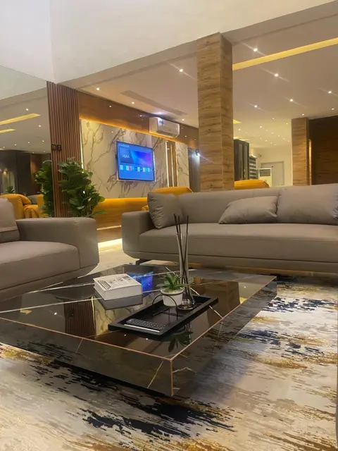 Easton Residence Apartment