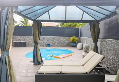 Charmante Villa avec Piscine