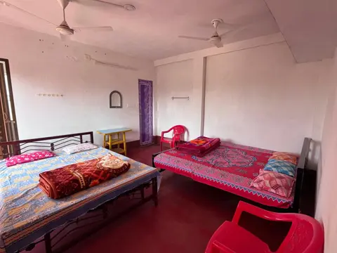SHANTINIR HOMESTAy